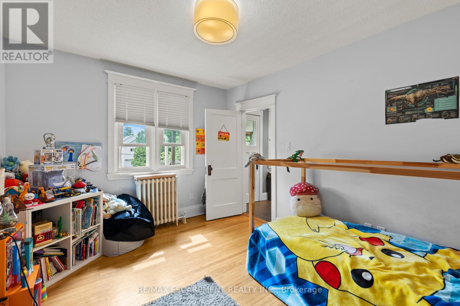 Photo 12 of 155 Balmoral Avenue S, Hamilton ON