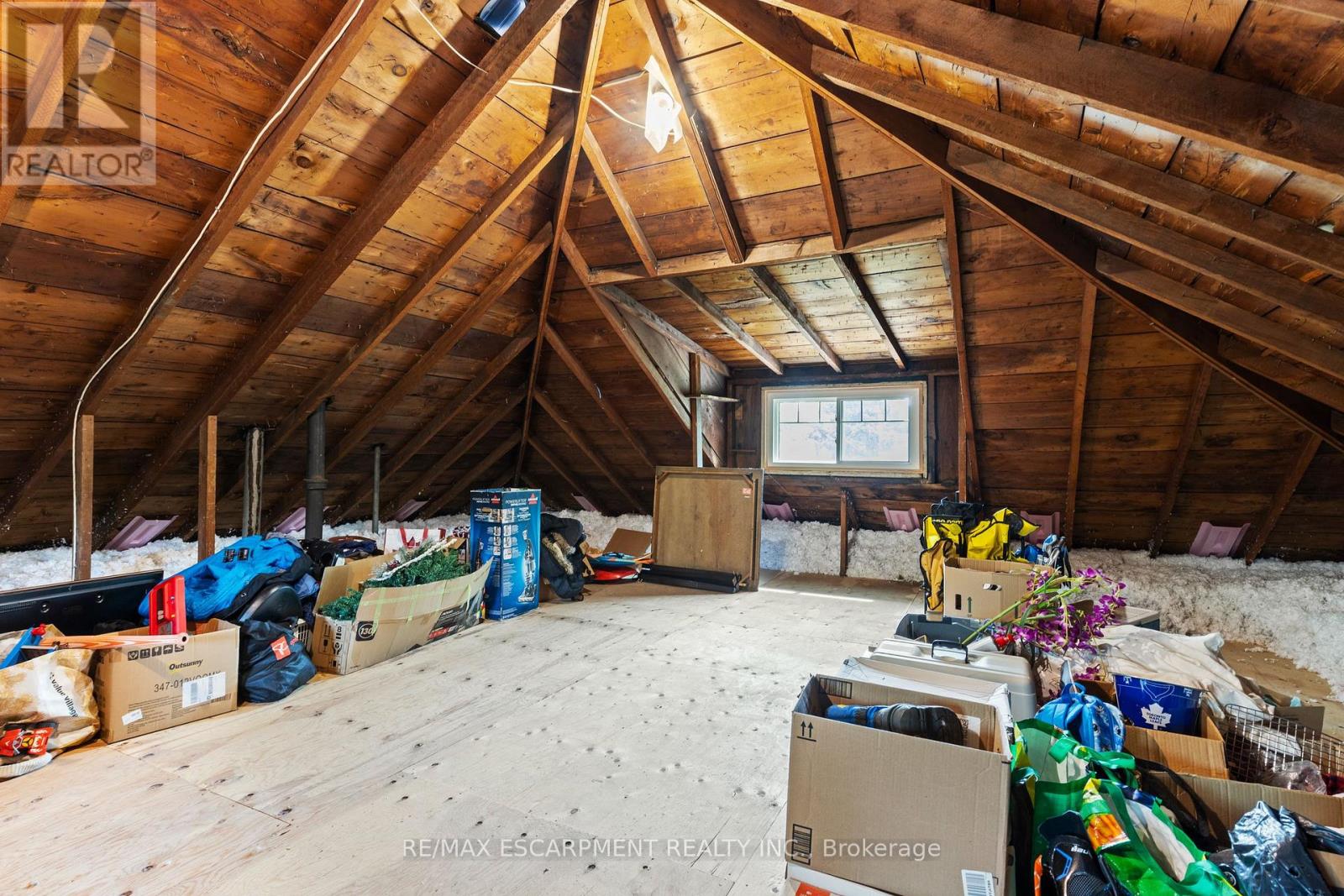 Photo 17 of 155 Balmoral Avenue S, Hamilton ON