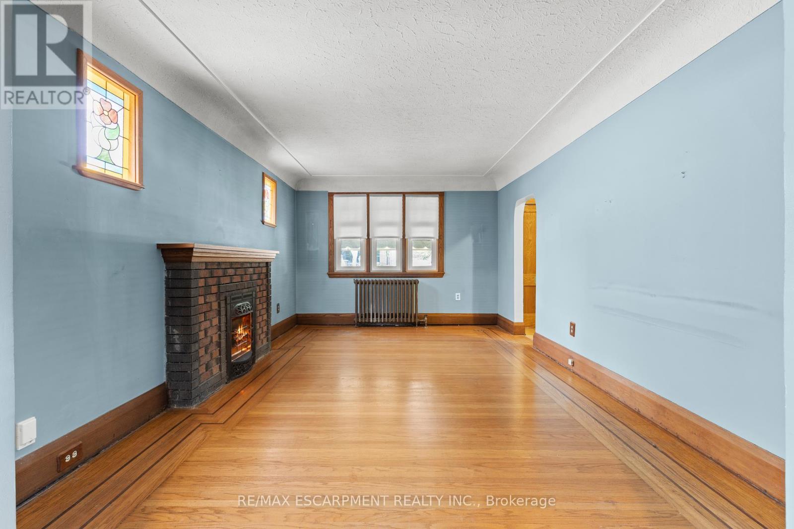Photo 15 of 155 Balmoral Avenue S, Hamilton ON
