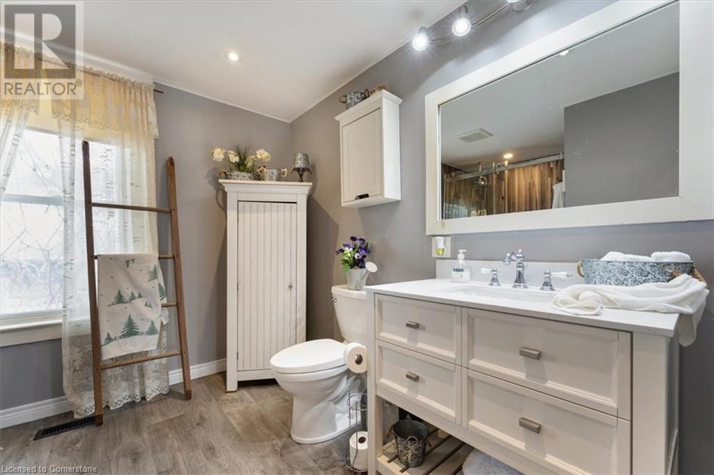 Photo 36 of 5914 Canborough Road, Wellandport ON
