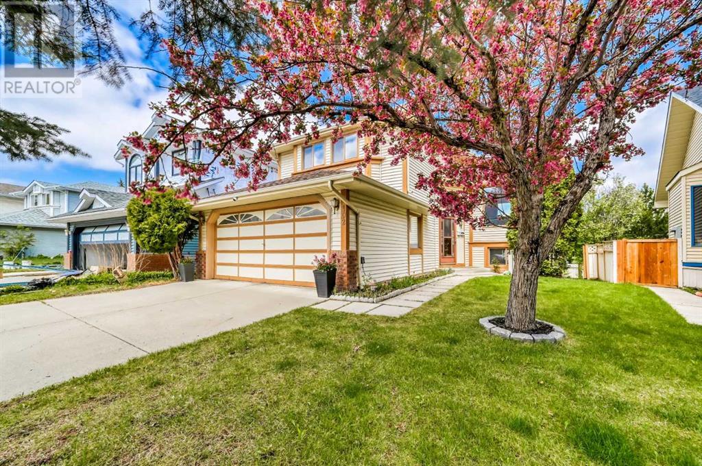 Single Family House 5 Level for Sale in  Sandpiper Way NW Sandstone Valley Calgary 