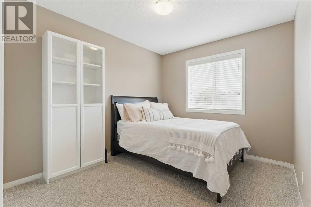 Single Family House for Sale in  Evansridge Circle NW Evanston Calgary 