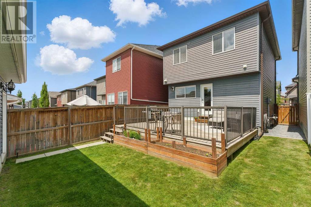 Single Family House for Sale in  Evansridge Circle NW Evanston Calgary 