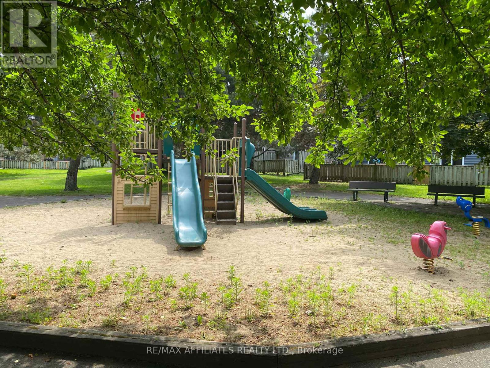 And a lovely park!