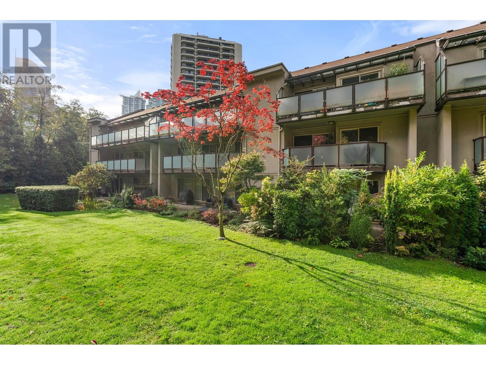 Photo 9 of 215 4373 Halifax Street, Burnaby BC