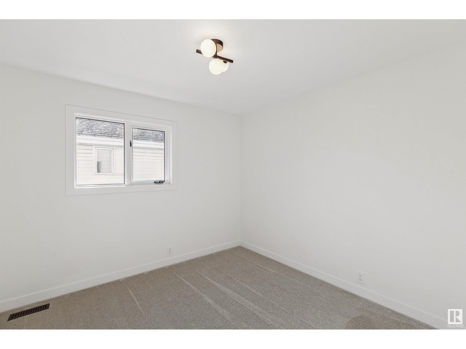 Photo 42 of 625 Wotherspoon Cl Nw, Edmonton AB