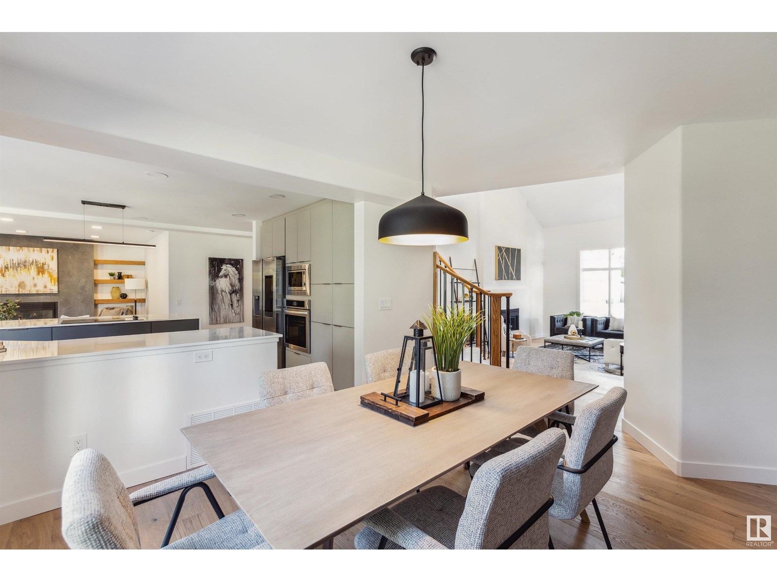Photo 9 of 625 Wotherspoon Cl Nw, Edmonton AB