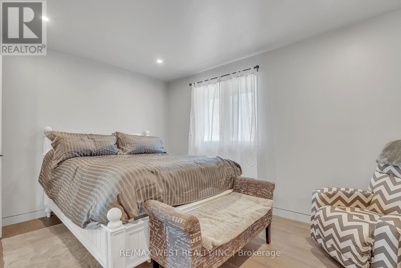 Photo 6 of 6098 Vasey Road, Springwater ON