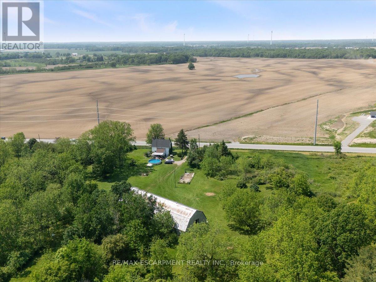 Photo 16 of 5914 Canborough Road W, West Lincoln ON
