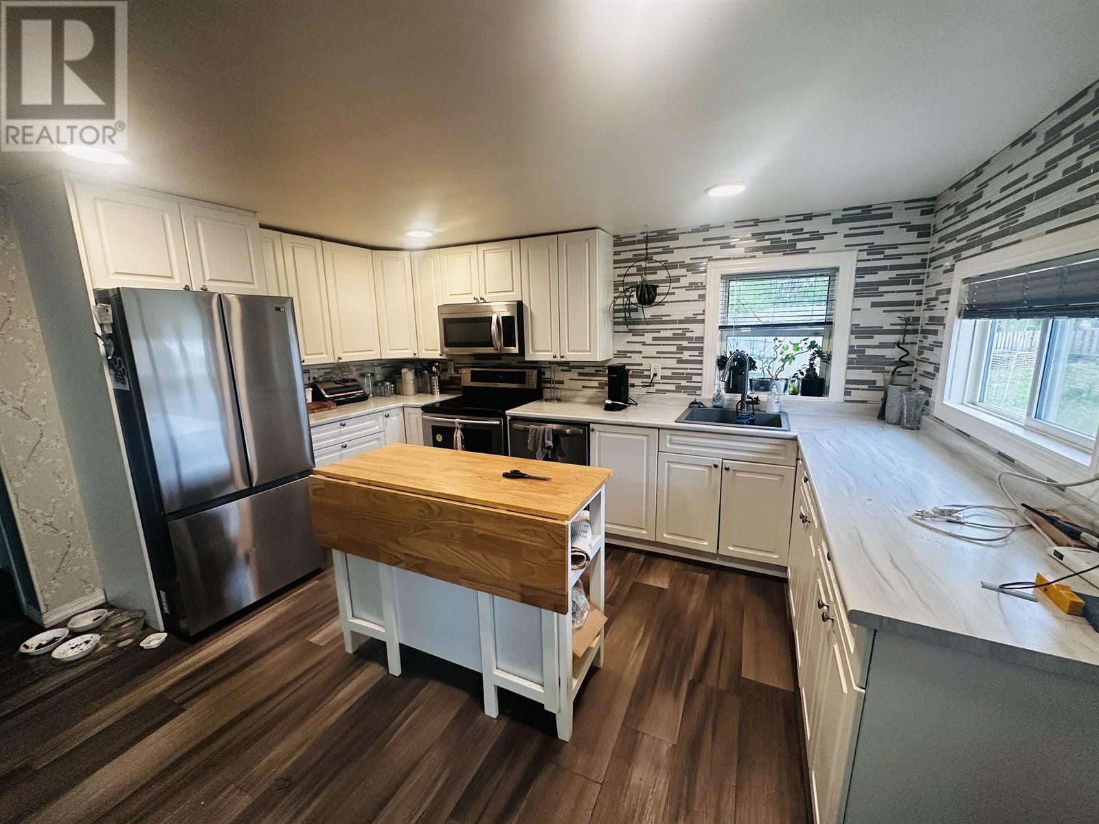 2100 NASH Road, Burns Lake