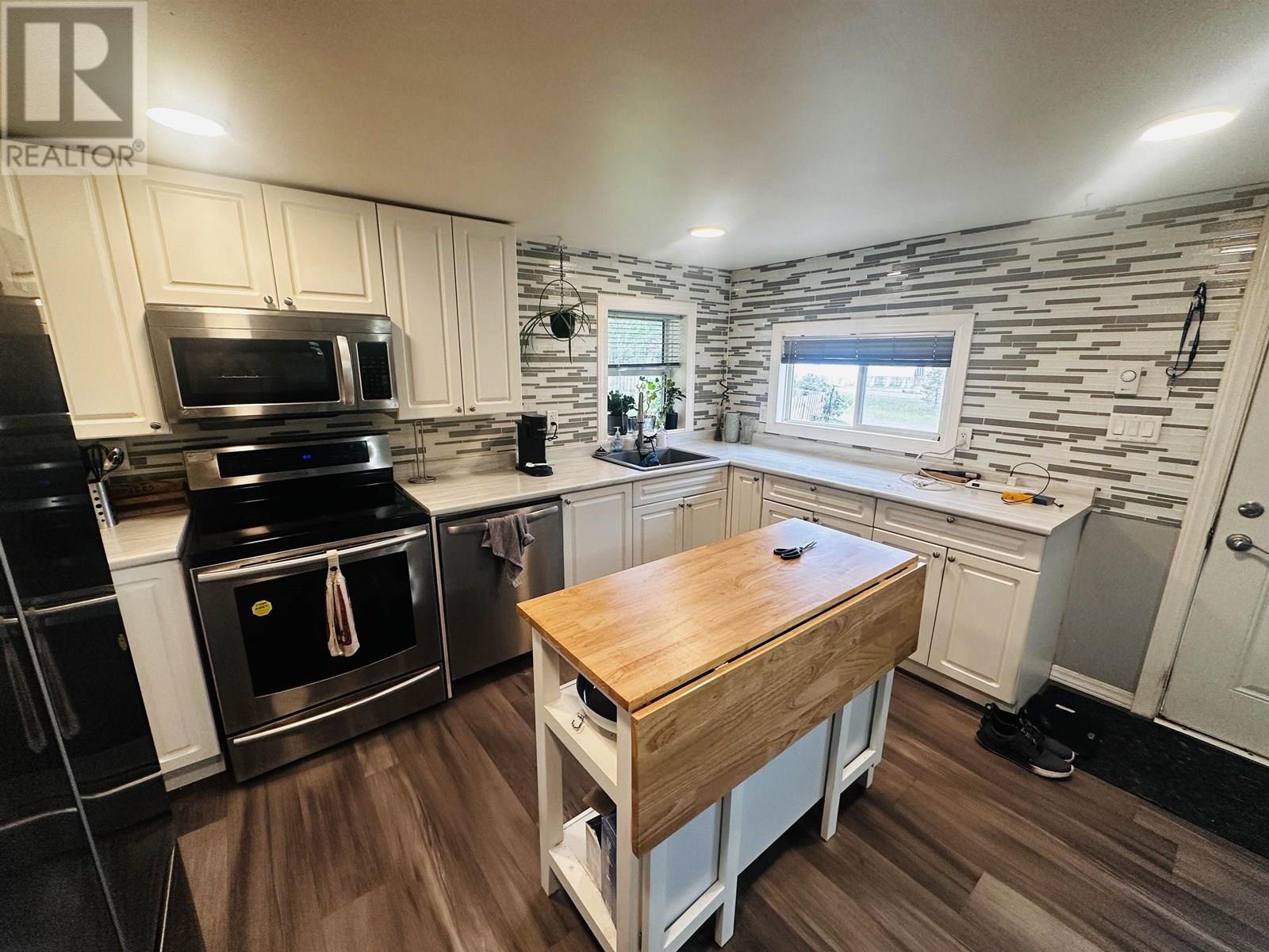 2100 NASH Road, Burns Lake