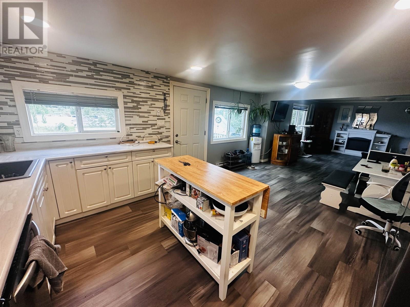 2100 NASH Road, Burns Lake