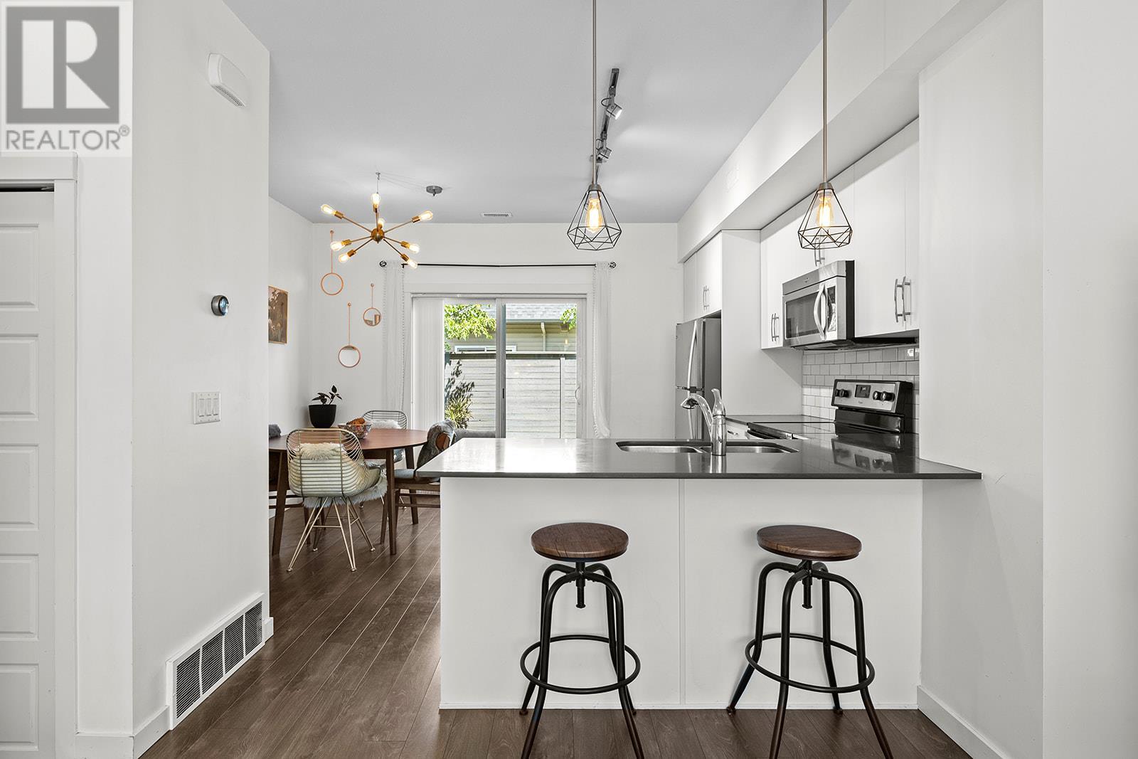 2 680 Old Meadows Road, Kelowna