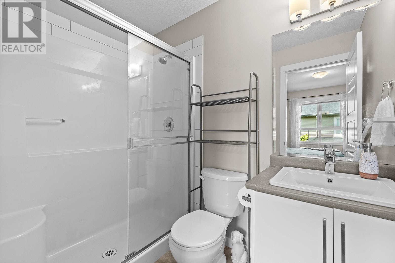 2 680 Old Meadows Road, Kelowna
