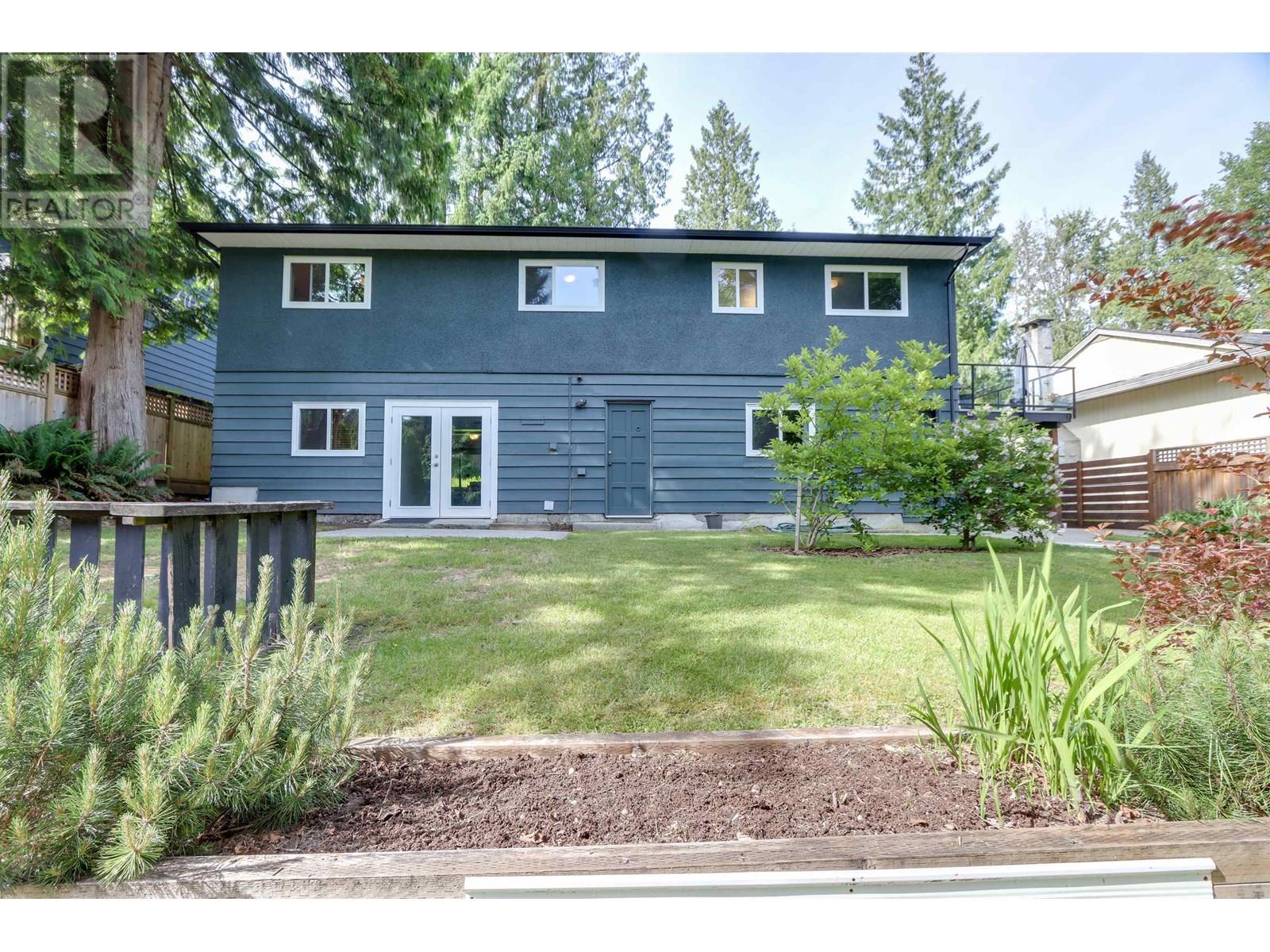 Photo 15 of 999 Frederick Road, North Vancouver BC