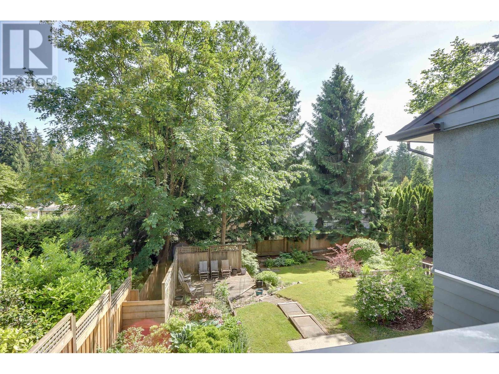 Photo 4 of 999 Frederick Road, North Vancouver BC