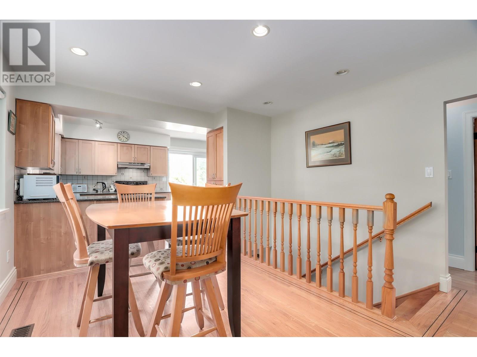 Photo 9 of 999 Frederick Road, North Vancouver BC