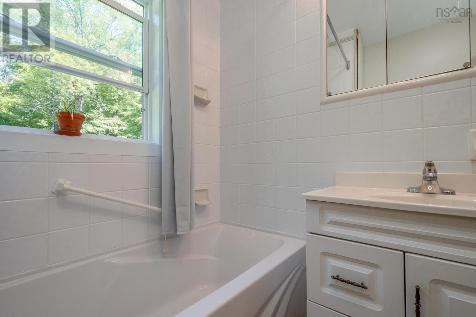 Single Family House for Sale in  Buchanan Road Rockland 