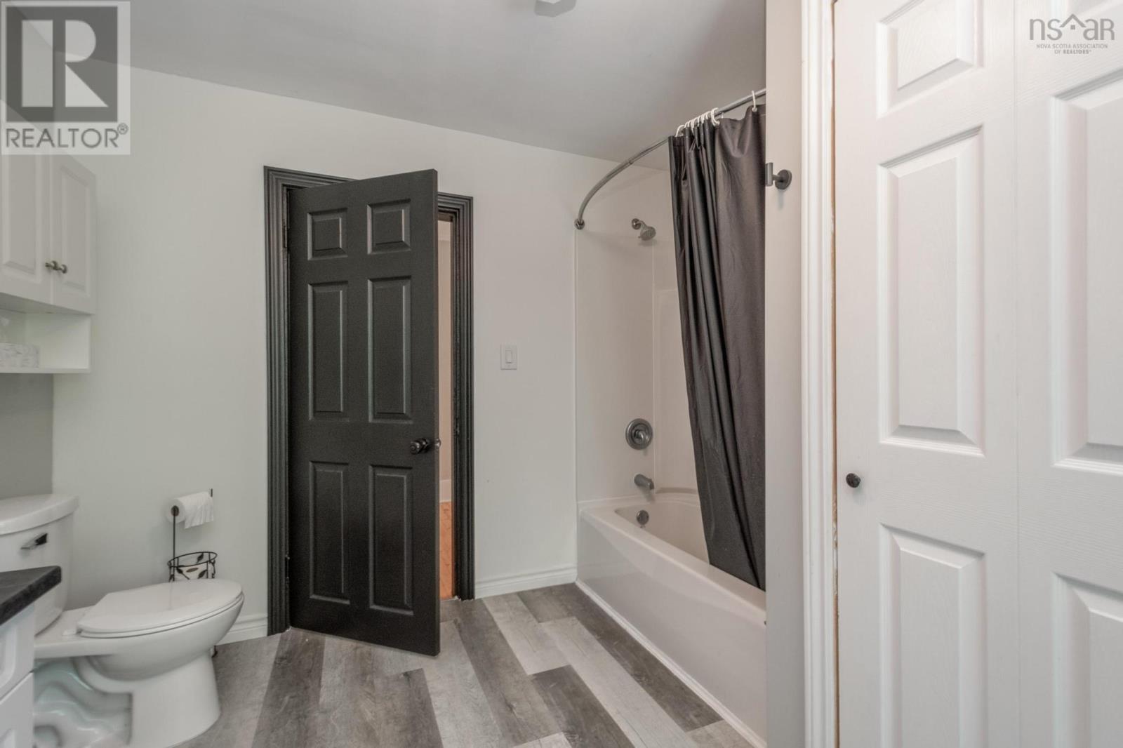 Single Family House for Sale in  Buchanan Road Rockland 