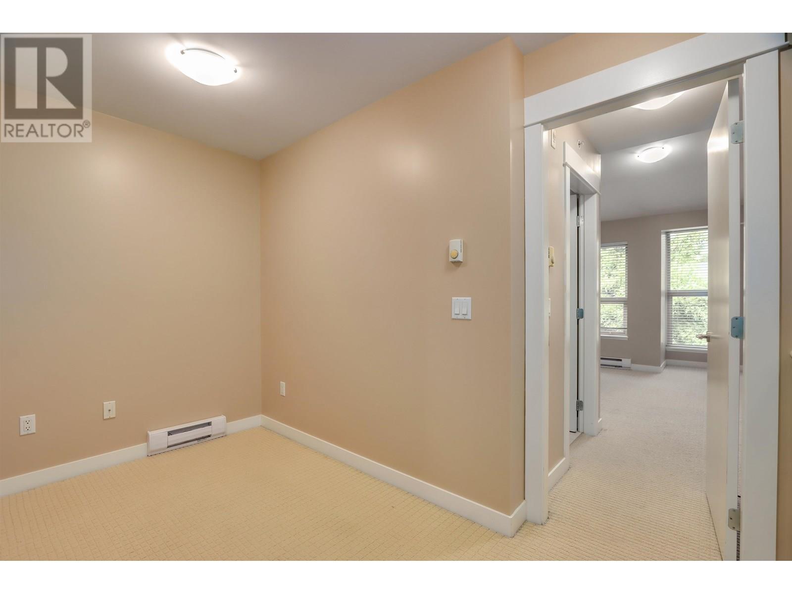 Photo 1 of 319 E 15 Street, North Vancouver BC