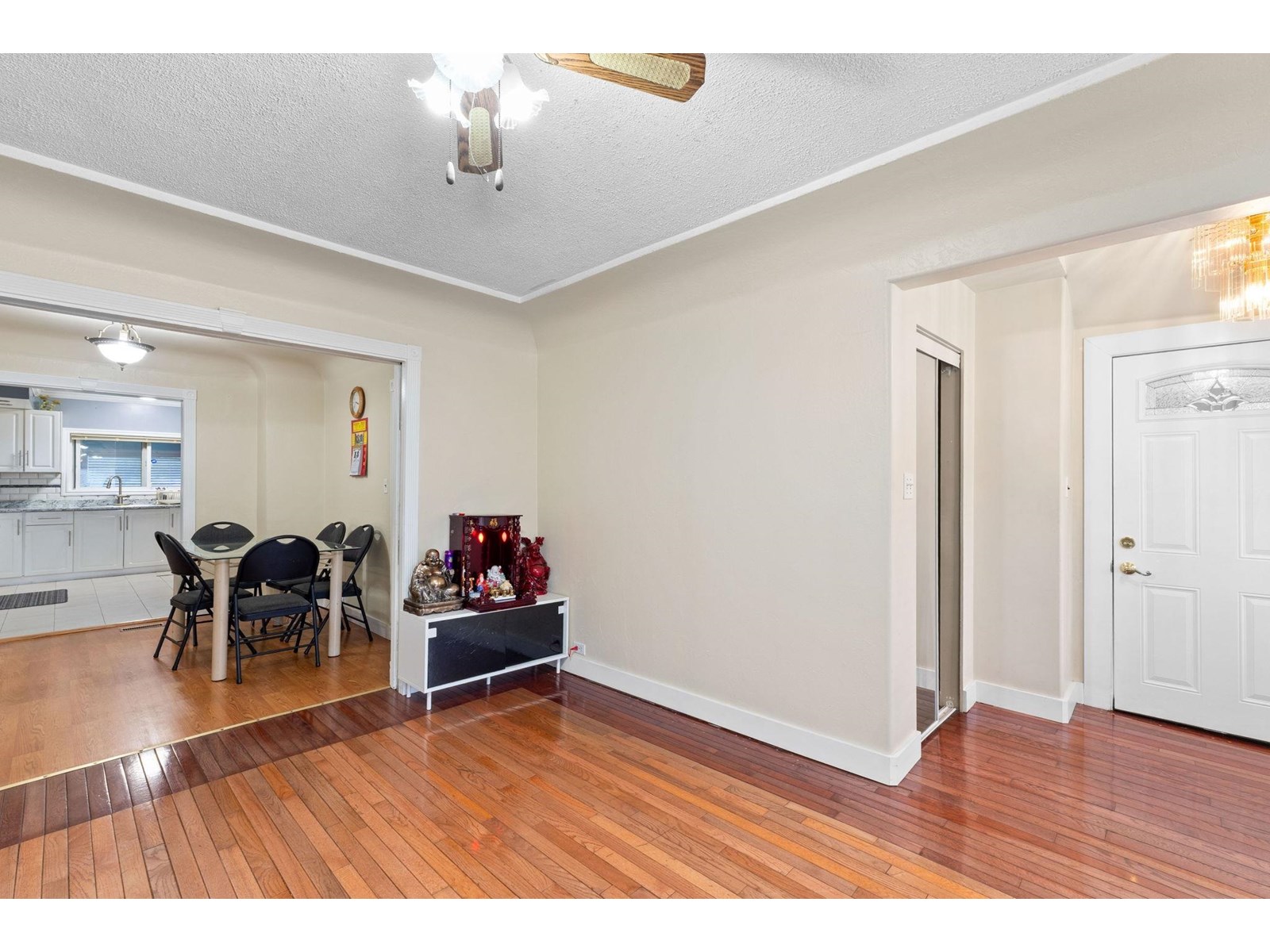 23038 FRASER HIGHWAY, Langley real estate listing R3016851