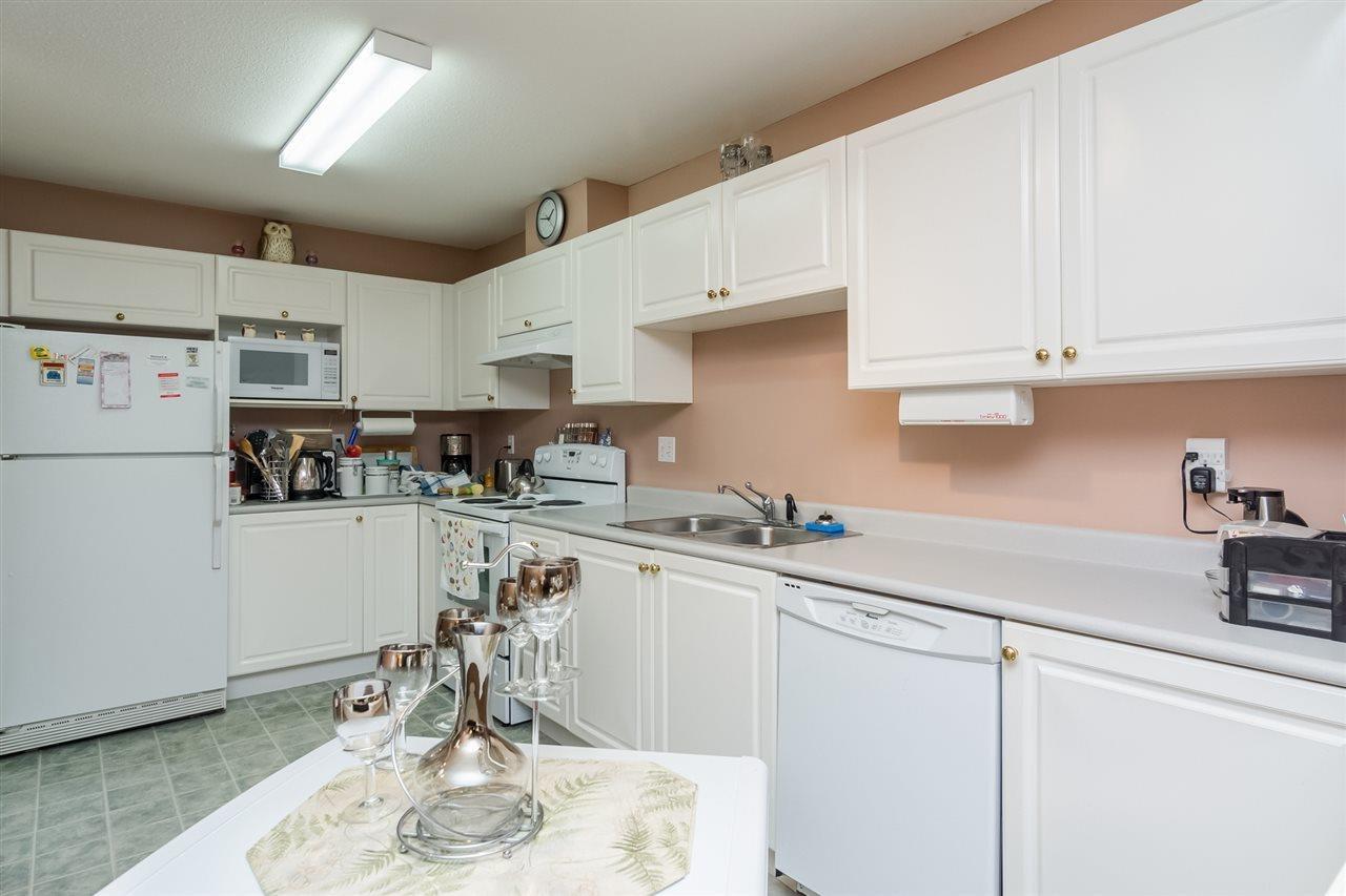 Photo 8 of 309 5499 203 Street, Langley BC