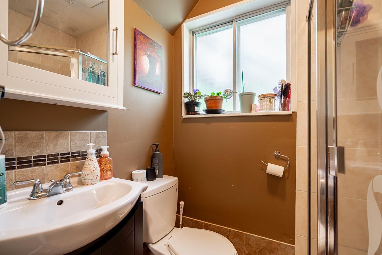 Photo 23 of 5760 Abbey Drive, Delta BC