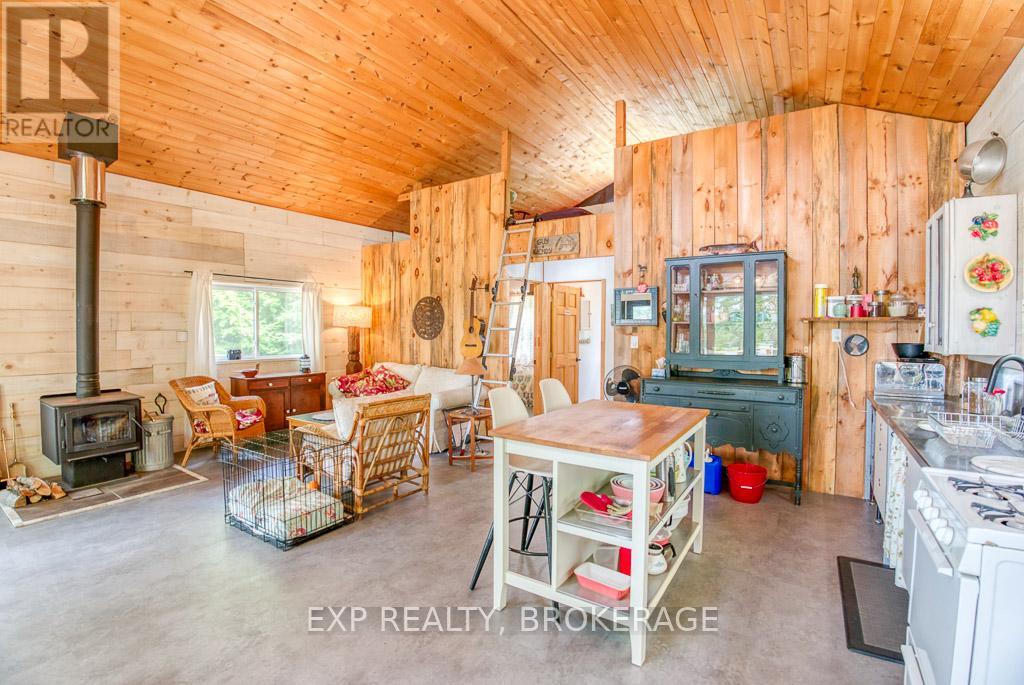 Photo 33 of 1305 Thunder Lane, Frontenac ON