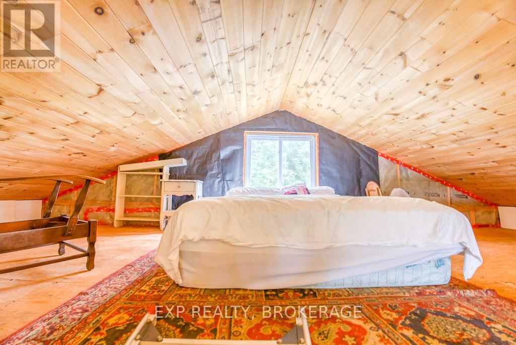 Photo 13 of 1305 Thunder Lane, Frontenac ON