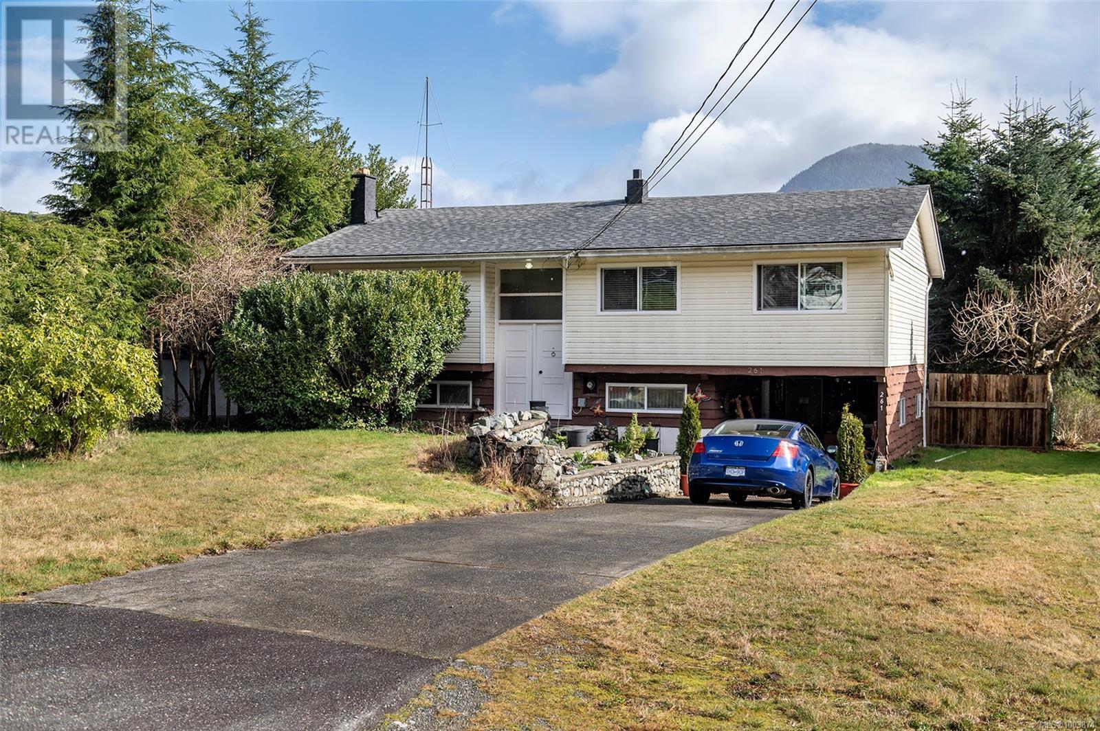 Photo 13 of 261 Ambleside Dr, Sayward BC