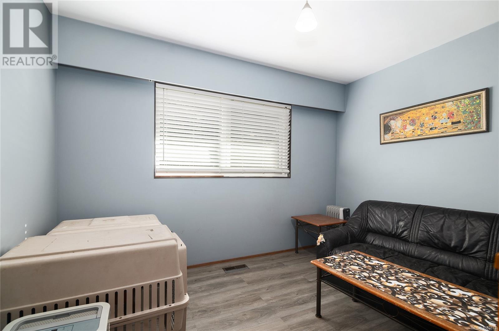 Photo 5 of 261 Ambleside Dr, Sayward BC