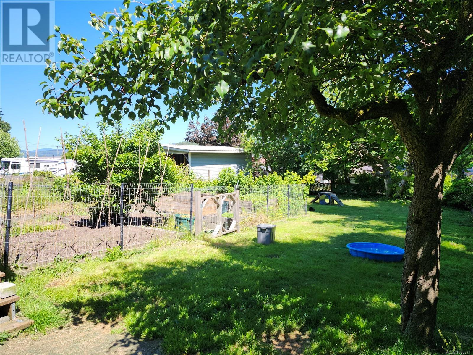 Photo 19 of 261 Ambleside Dr, Sayward BC