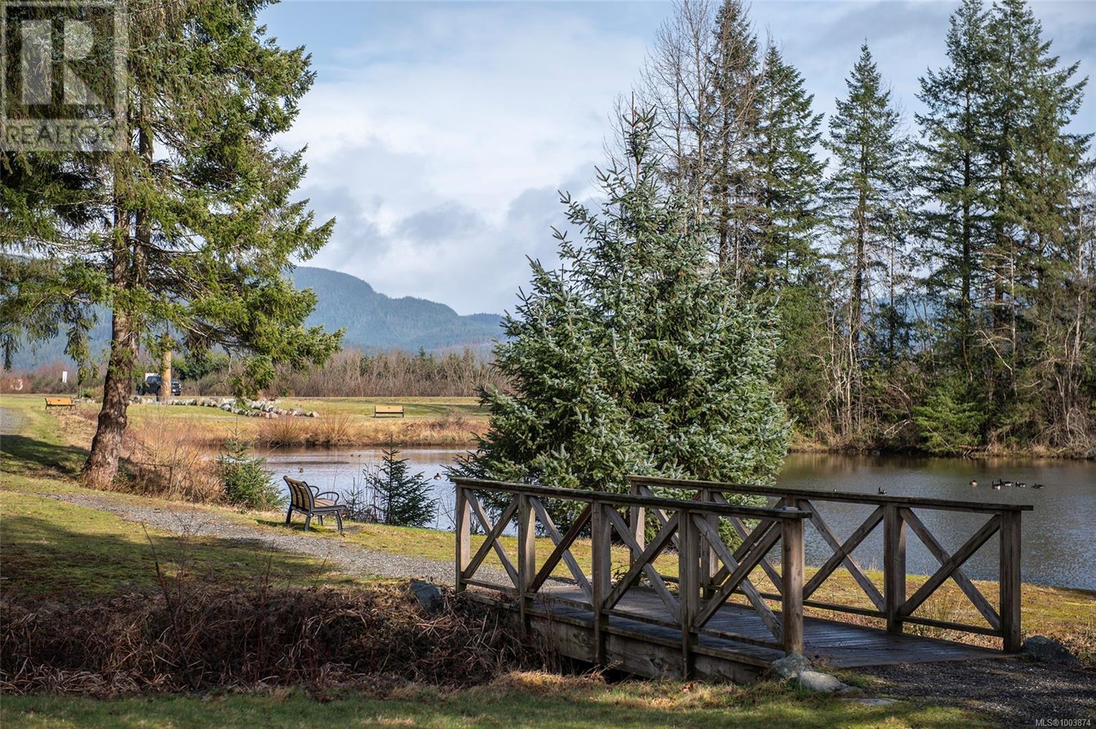 Photo 4 of 261 Ambleside Dr, Sayward BC