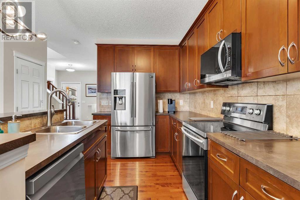 Single Family House for Sale in  Walden Manor SE Walden Calgary 