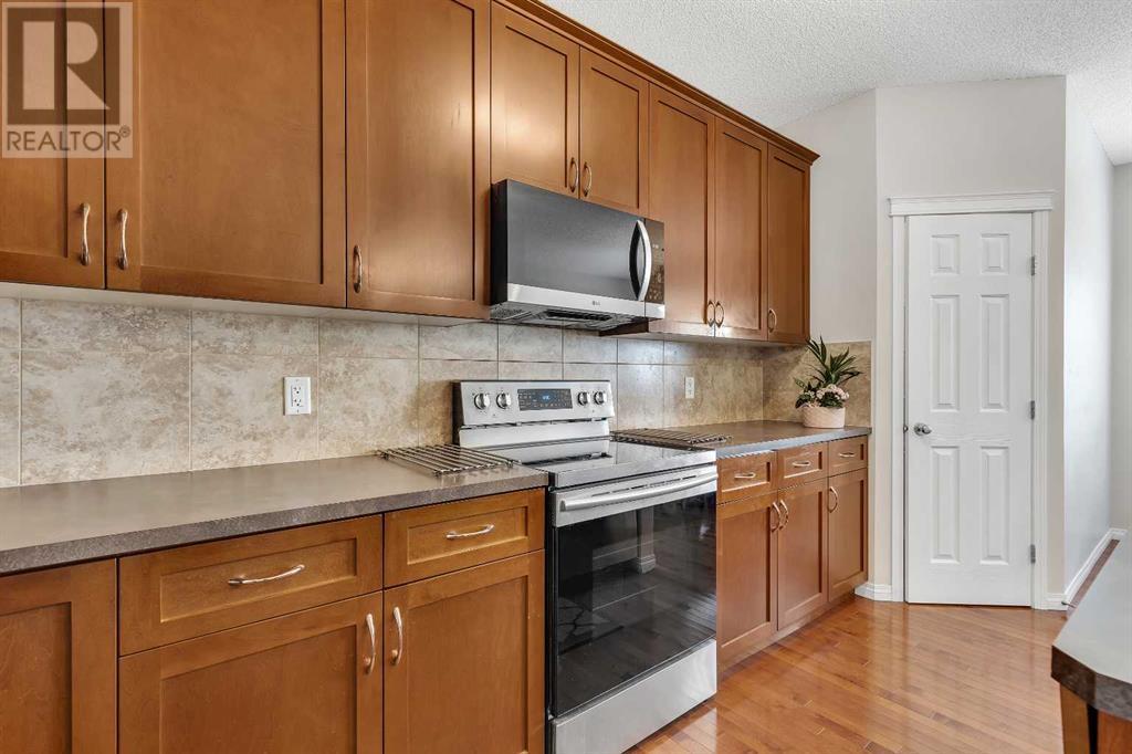 Single Family House for Sale in  Walden Manor SE Walden Calgary 
