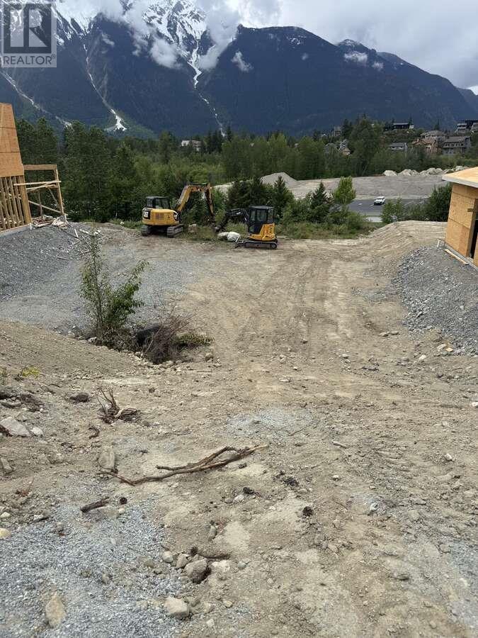 7635 SEVEN O'CLOCK DRIVE, Pemberton