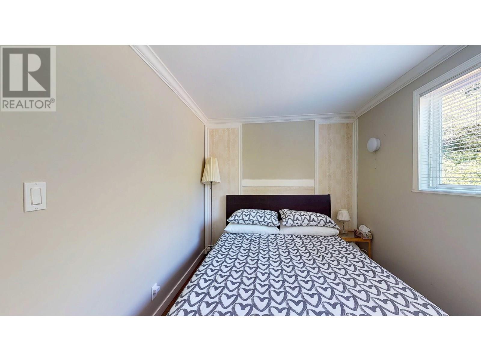 4598 WHITAKER ROAD, Sechelt