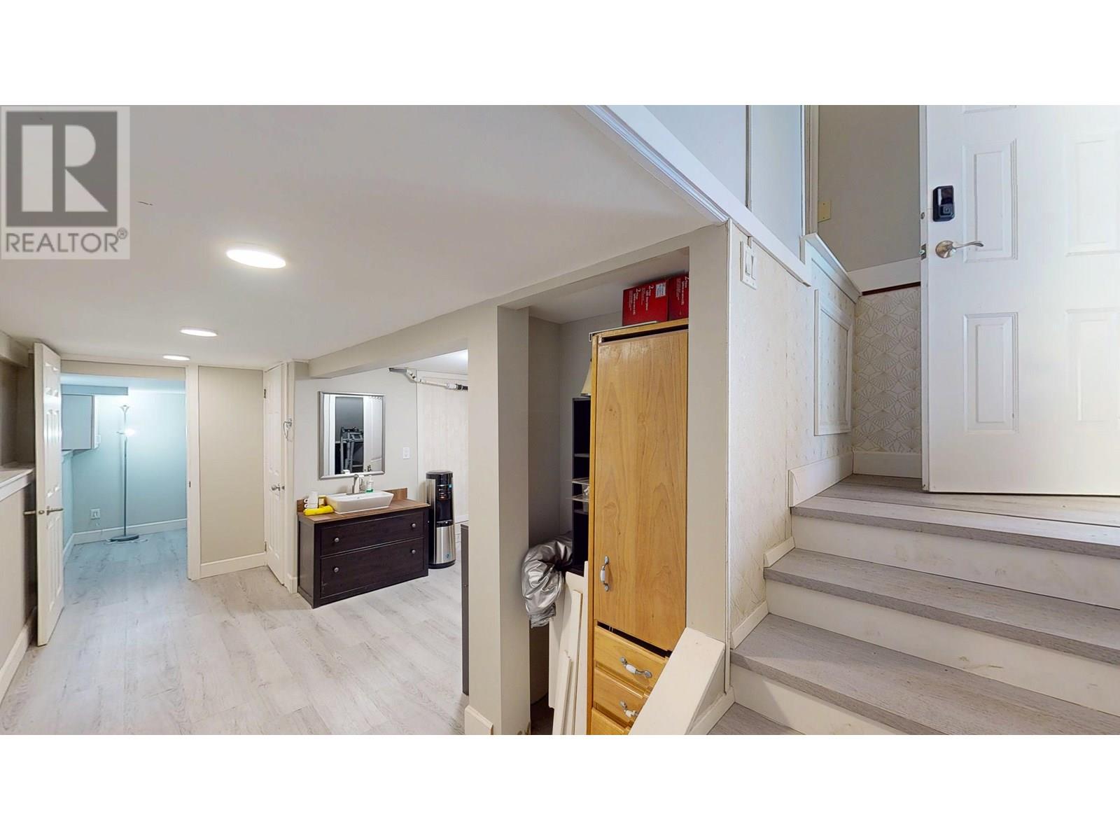 4598 WHITAKER ROAD, Sechelt