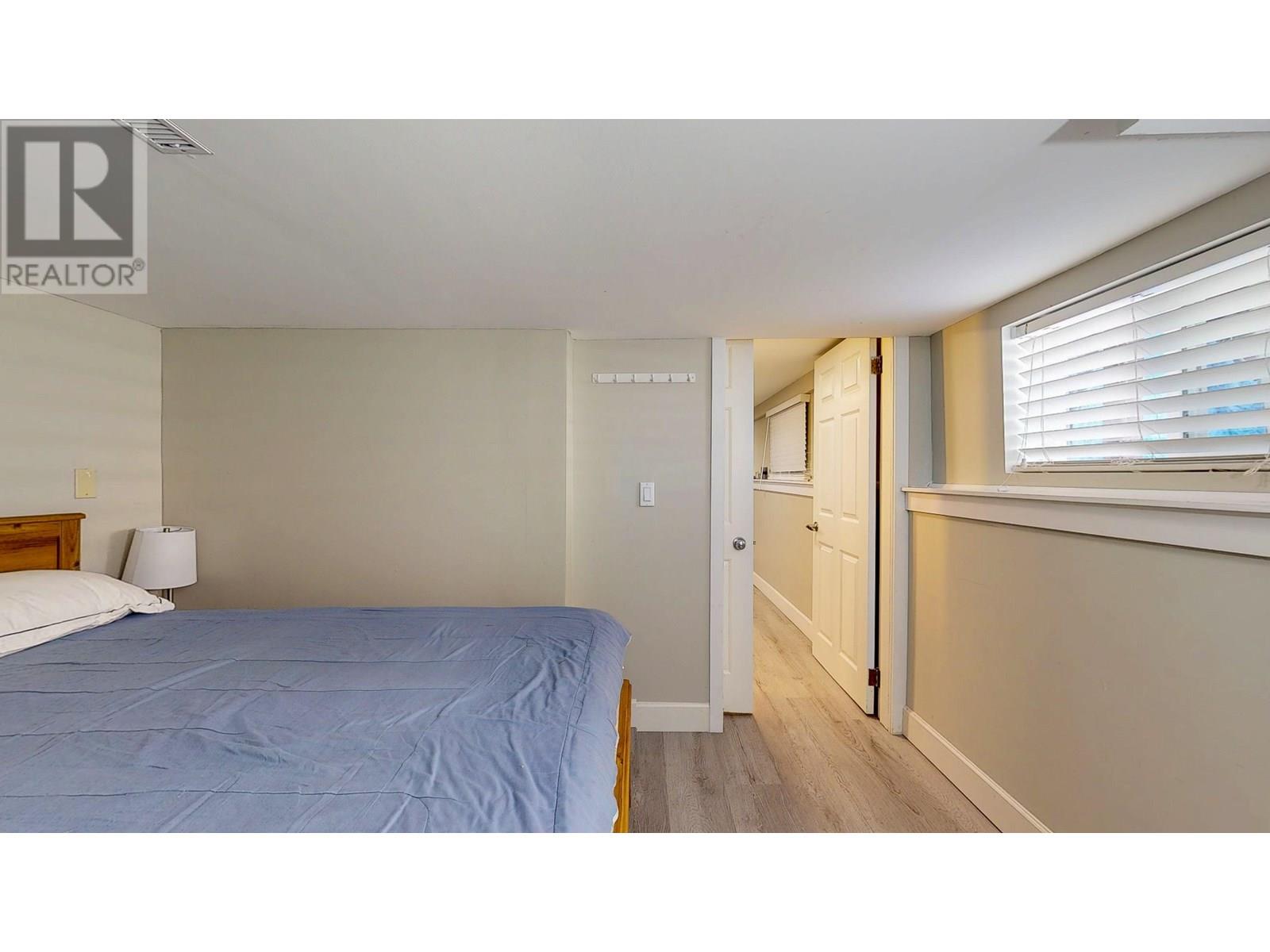4598 WHITAKER ROAD, Sechelt