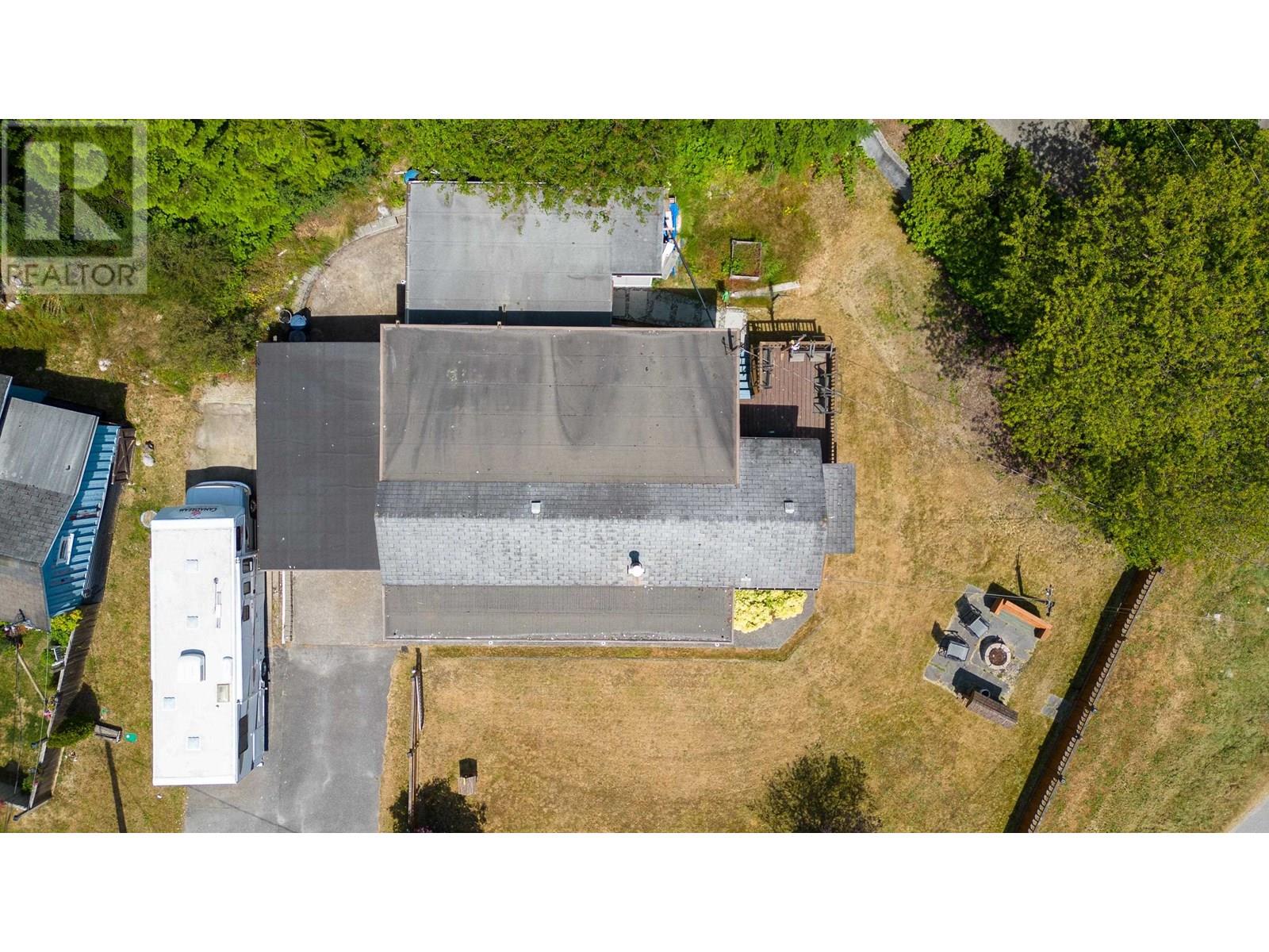 4598 WHITAKER ROAD, Sechelt