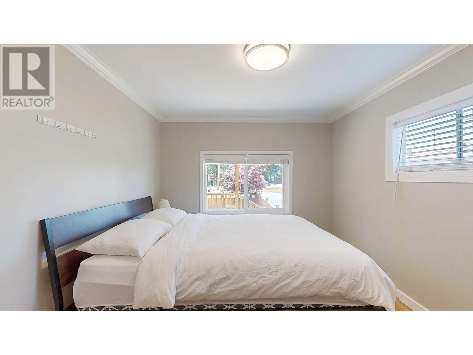 4598 WHITAKER ROAD, Sechelt