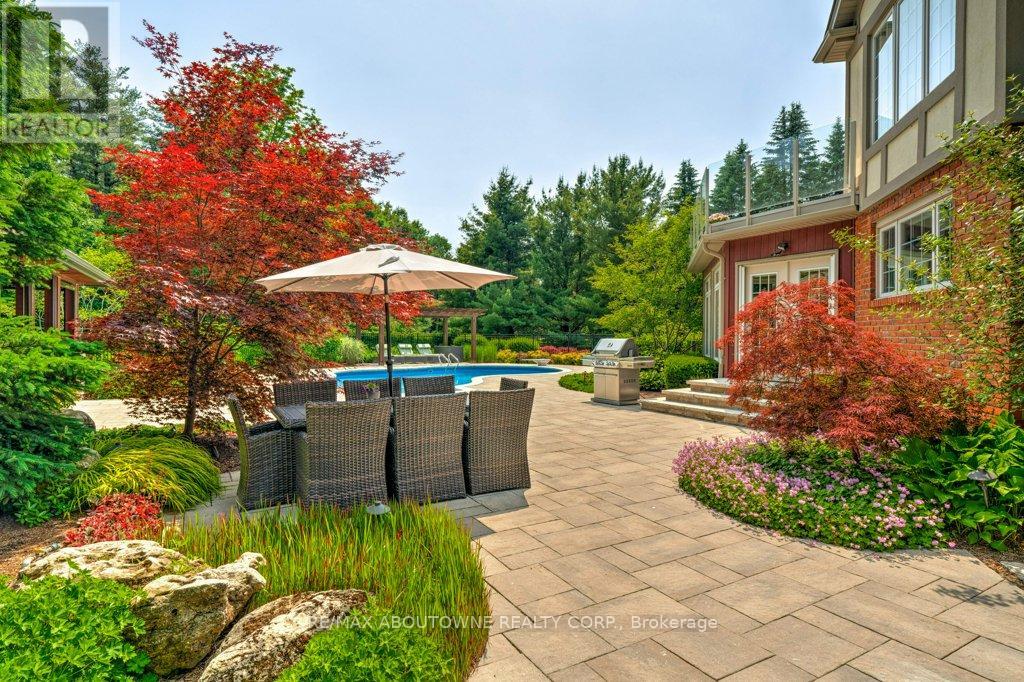Photo 42 of 6365 Breckenridge Place, Burlington ON