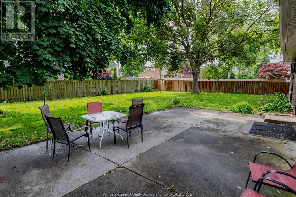 Photo 19 of 2415 Mark, Windsor ON
