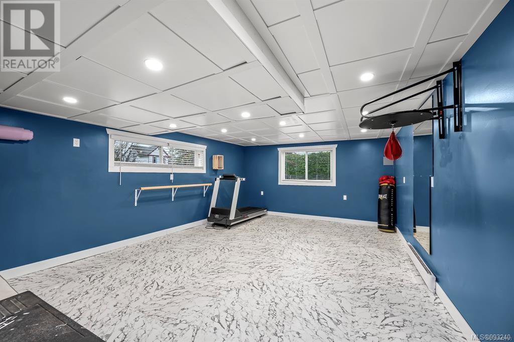 1815 Grieve Ave, Courtenay real estate listing 993240