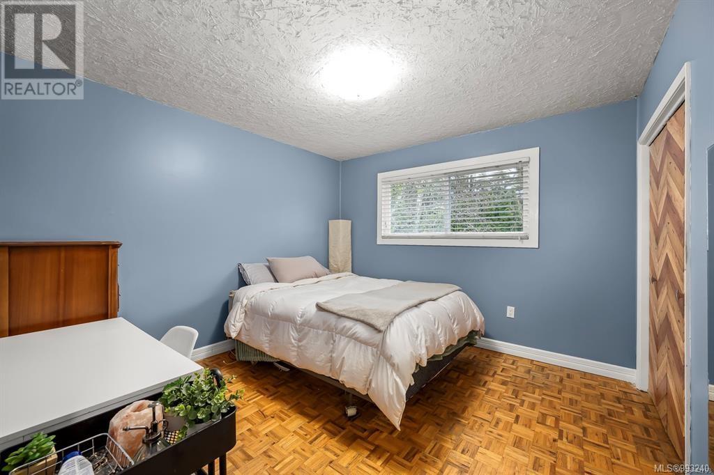1815 Grieve Ave, Courtenay real estate listing 993240