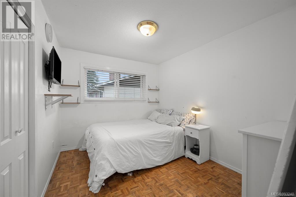 1815 Grieve Ave, Courtenay real estate listing 993240