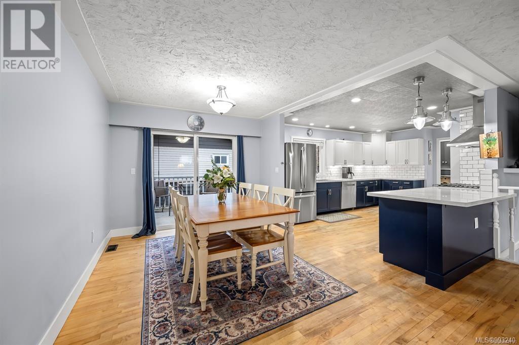 1815 Grieve Ave, Courtenay real estate listing 993240