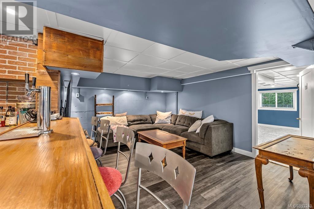 1815 Grieve Ave, Courtenay real estate listing 993240
