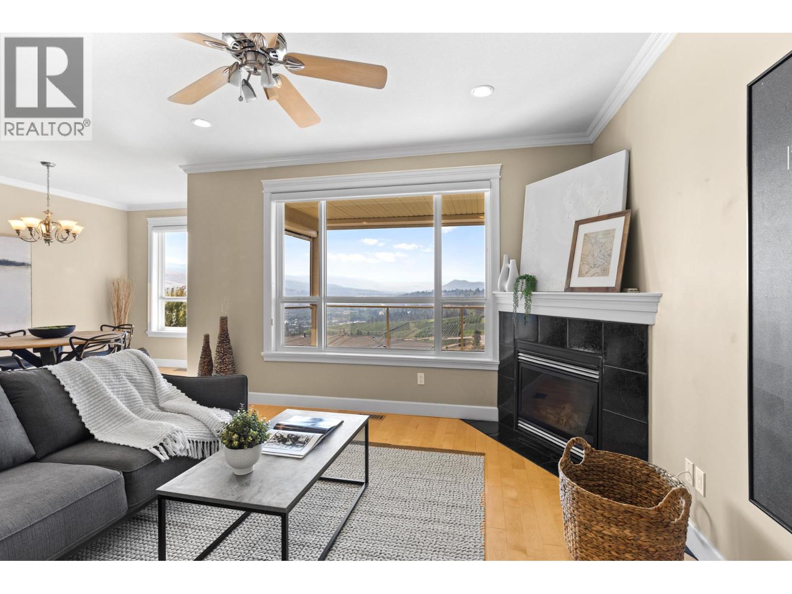  2591 Lake Breeze Court, Lake Country