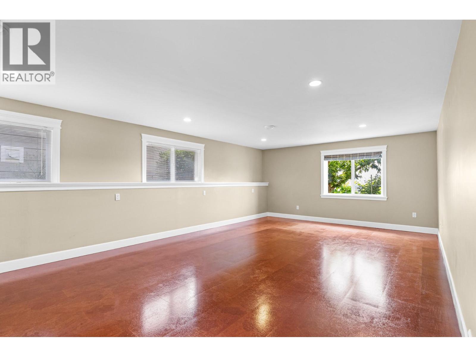  2591 Lake Breeze Court, Lake Country